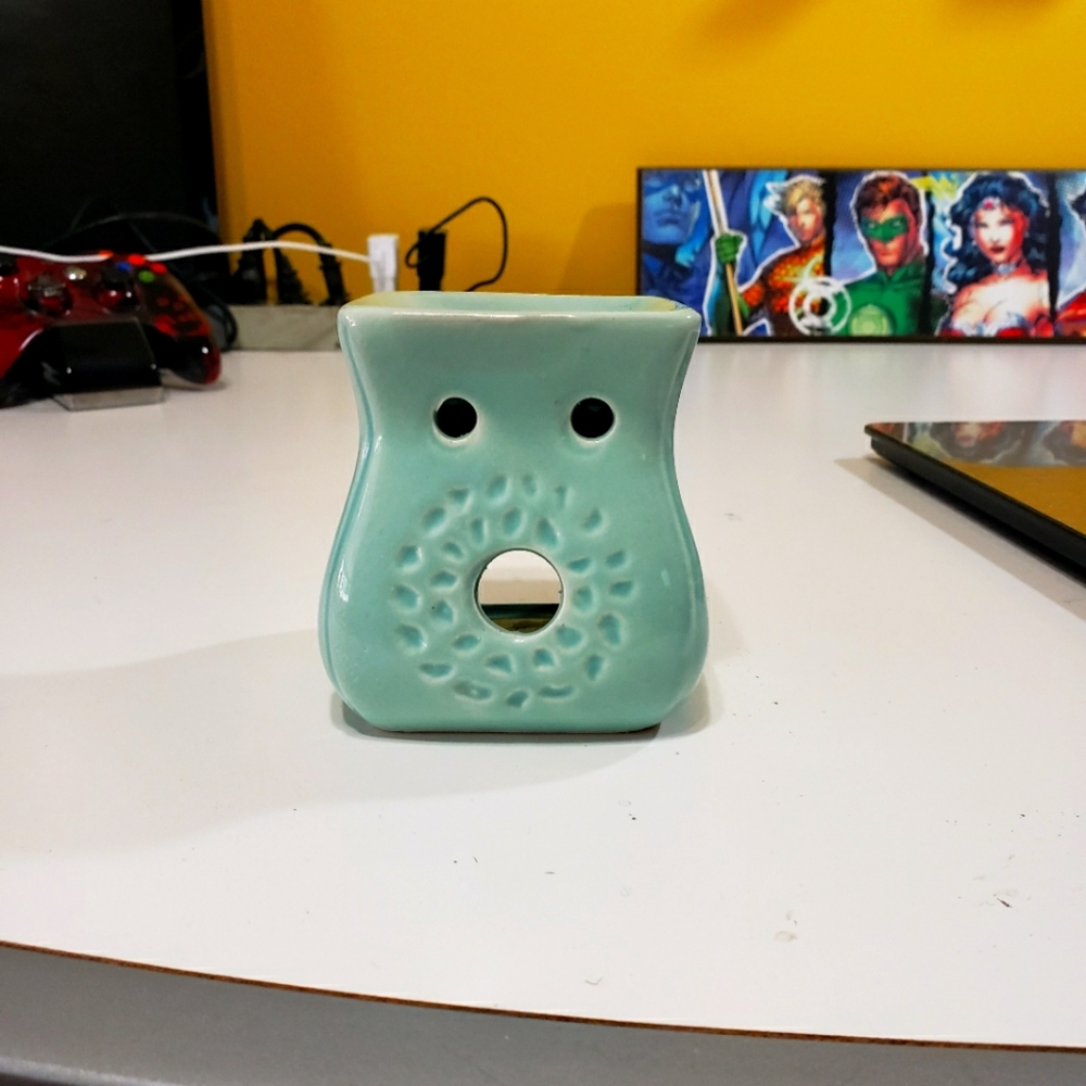 Wax warmer